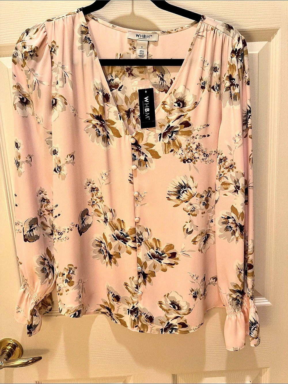 WHBM LS VNK BTN FRONT BLOUSE Floral Button Front Blouse in Pink Size Small NWT